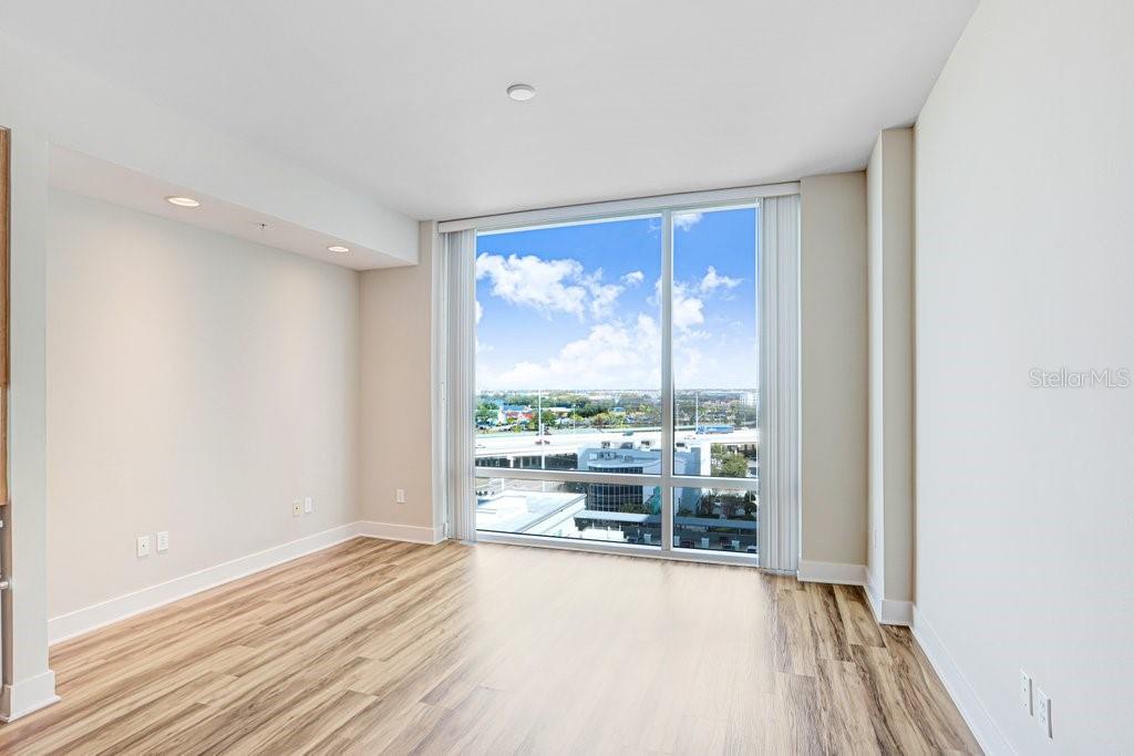 1120 E KENNEDY BOULEVARD 1020