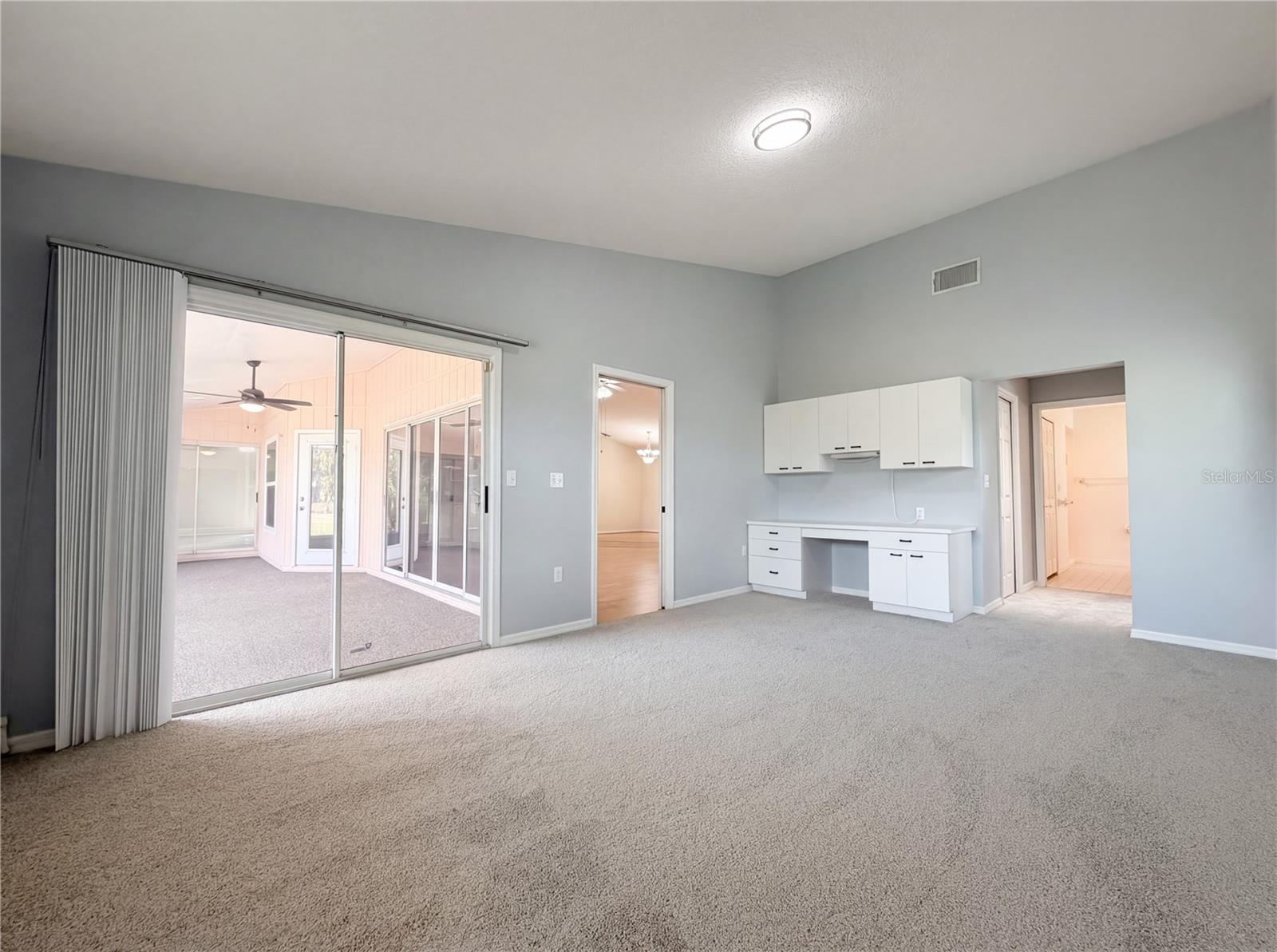 VILLAGE GREEN CLUB ESTATES - Residential