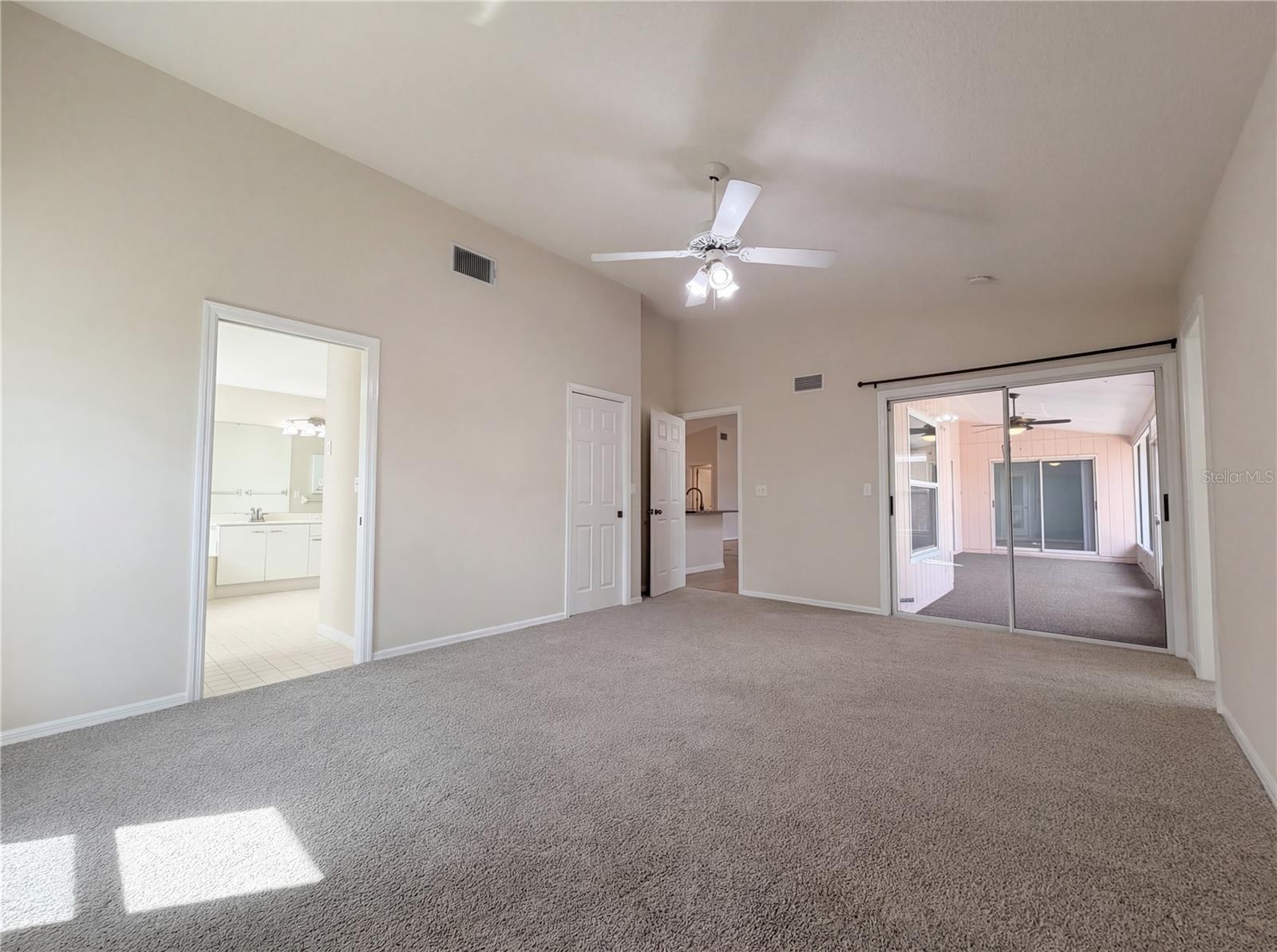 VILLAGE GREEN CLUB ESTATES - Residential