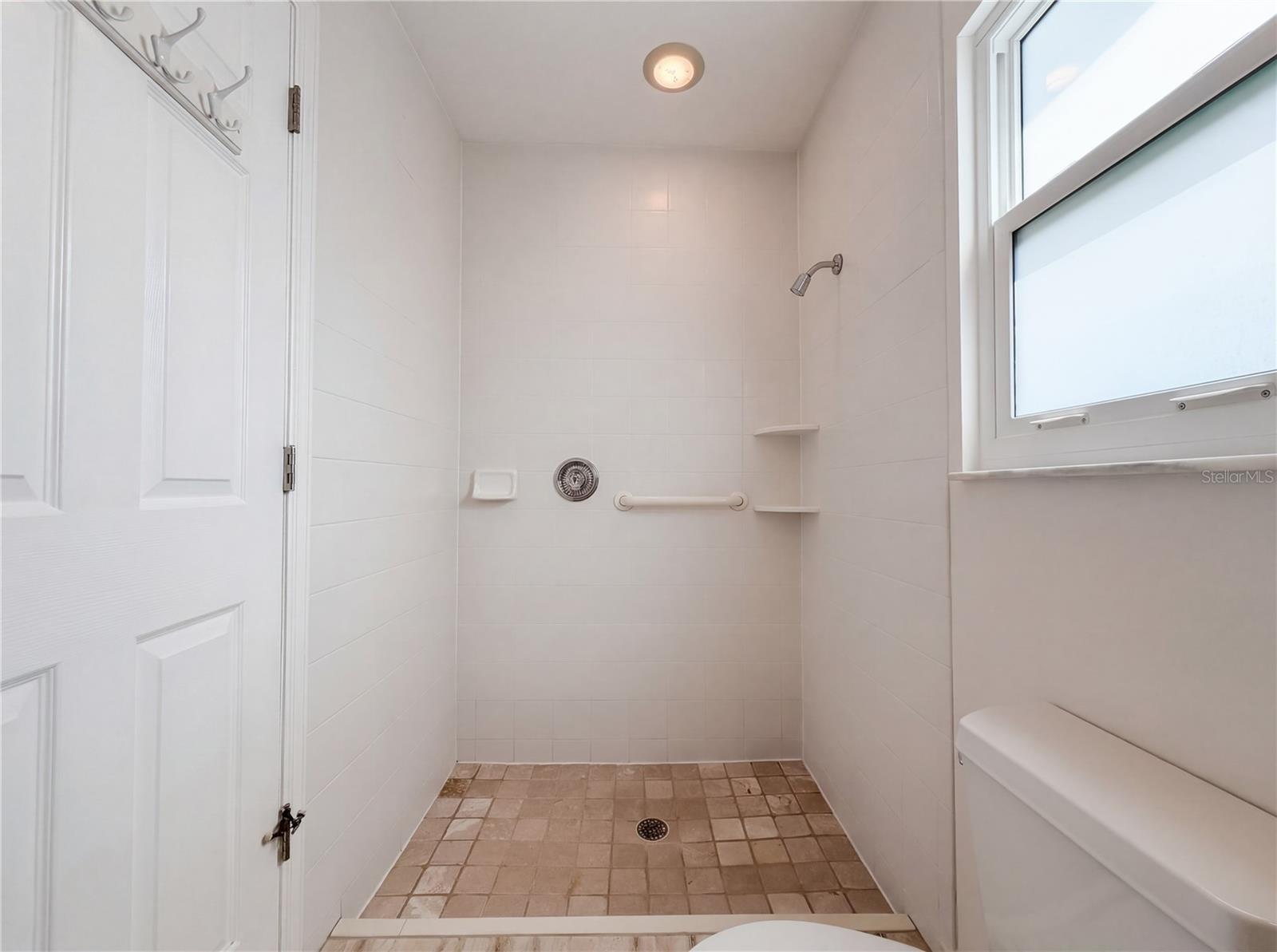 VILLAGE GREEN CLUB ESTATES - Residential