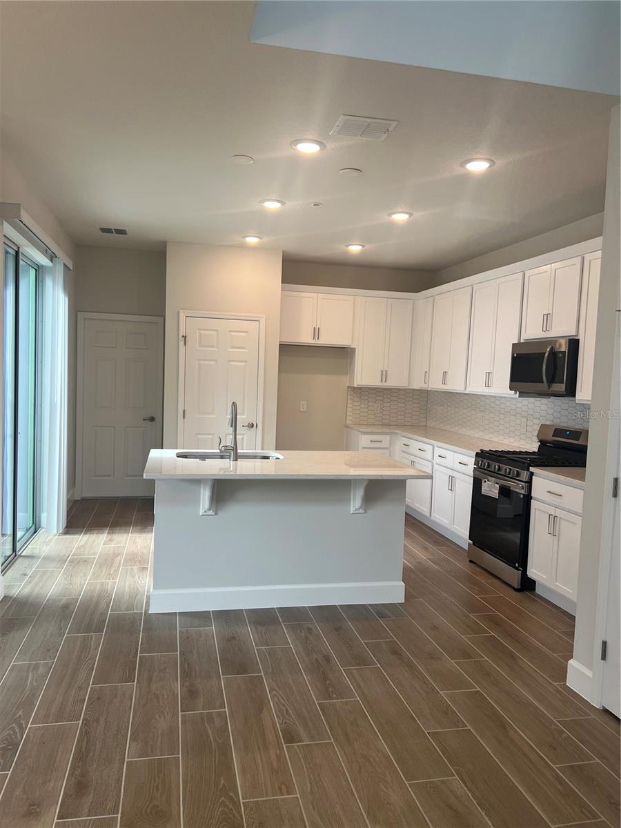 446 SCOTSMANS PLACE