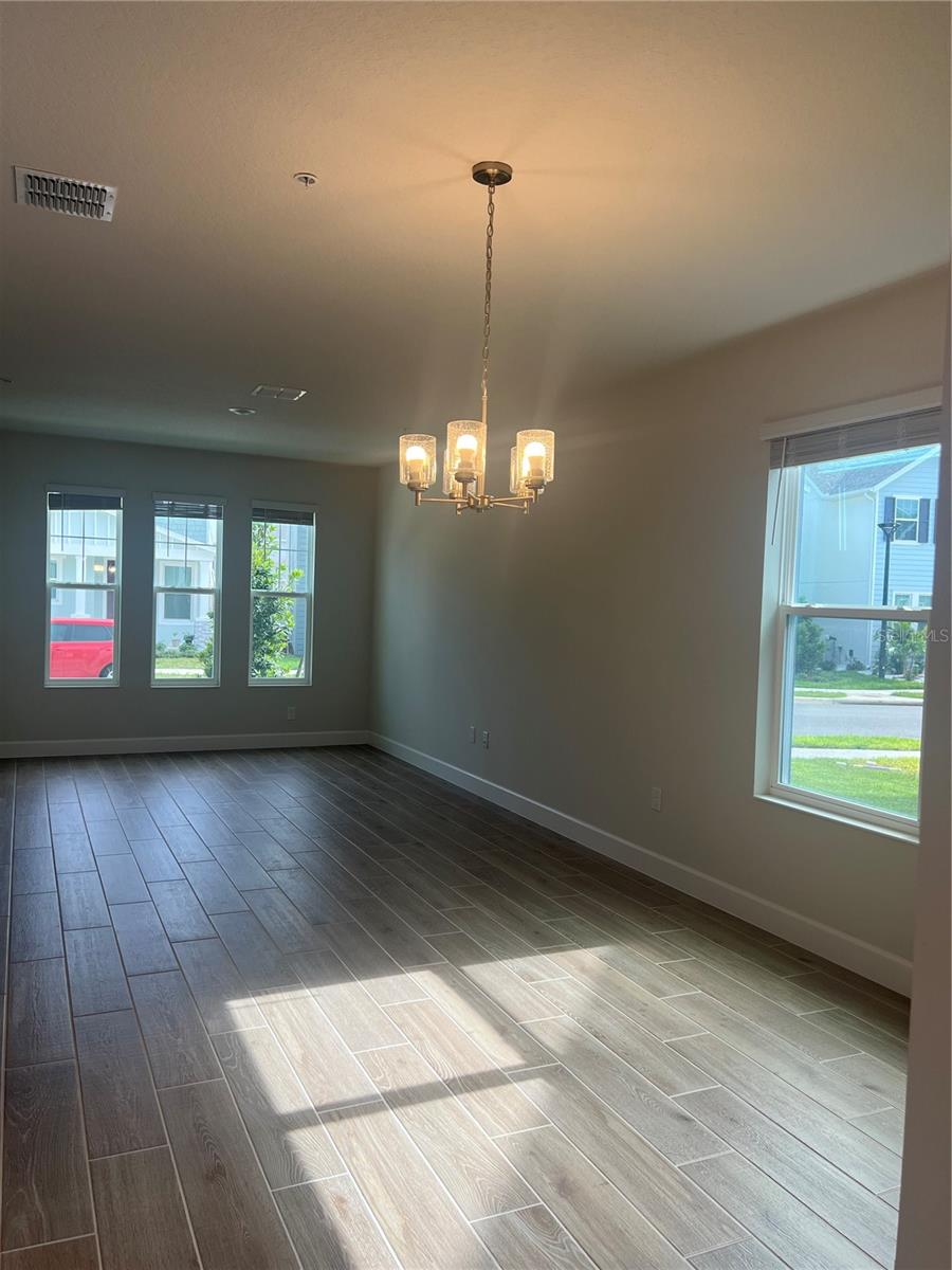 446 SCOTSMANS PLACE