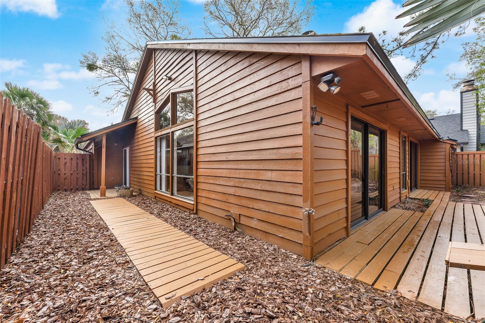 WOODBRIDGE AT THE SPGS UNIT 3 - Residential