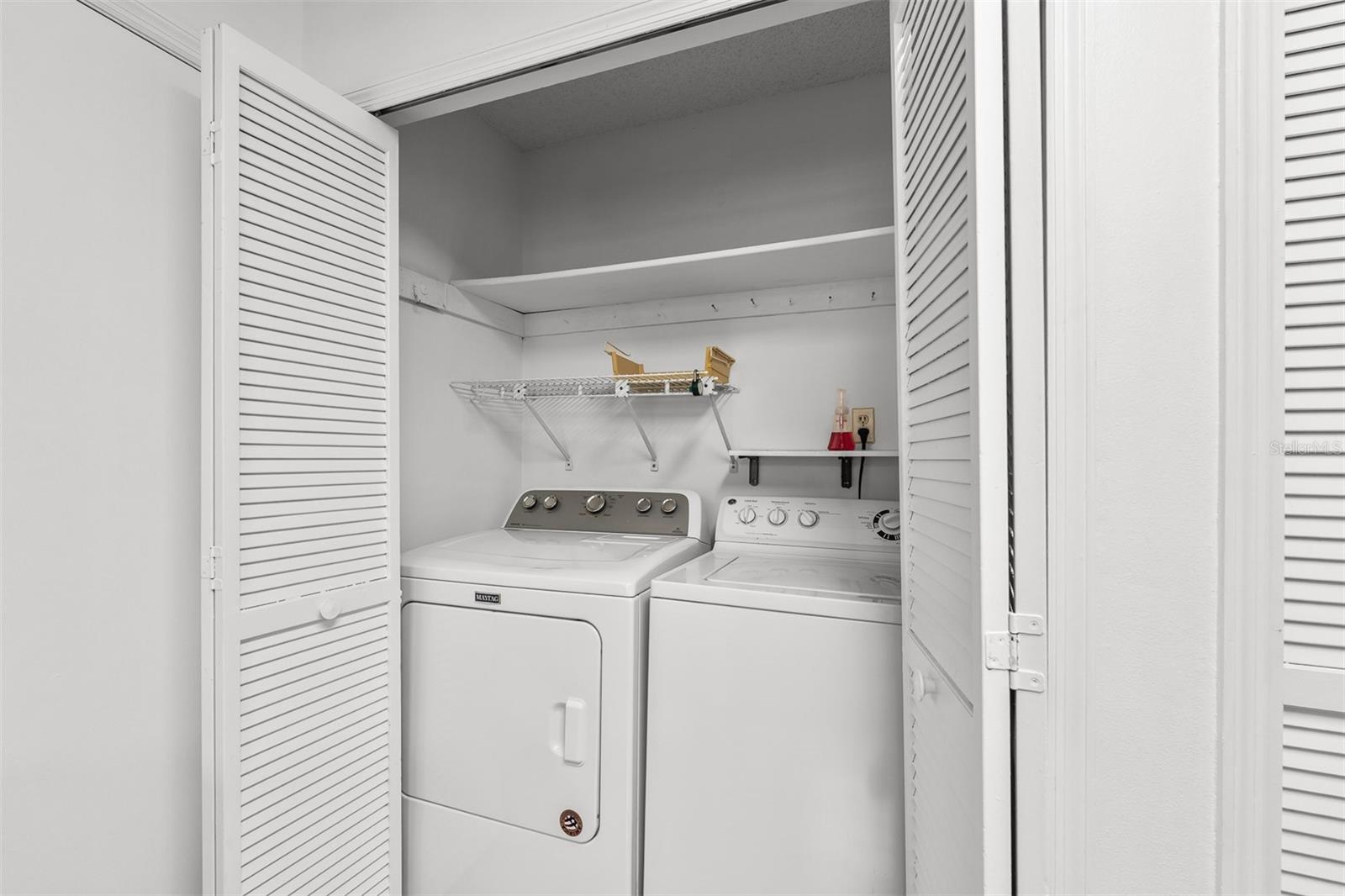 WOODBRIDGE AT THE SPGS UNIT 3 - Residential