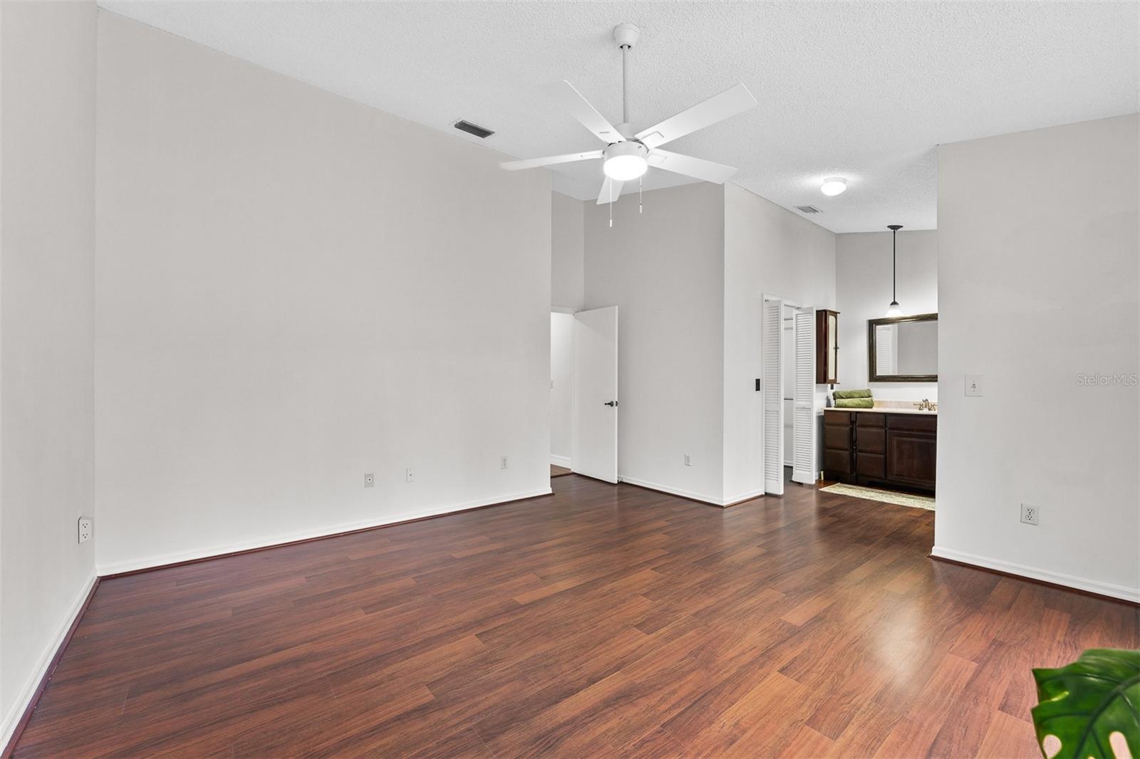 WOODBRIDGE AT THE SPGS UNIT 3 - Residential