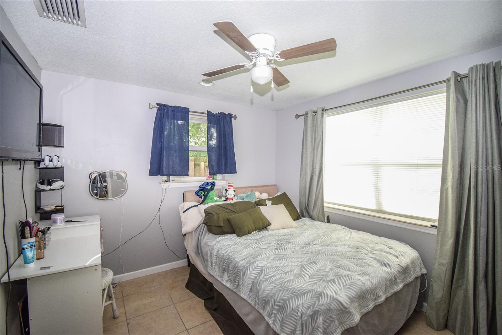 SOUTH VENICE - Residential Lease