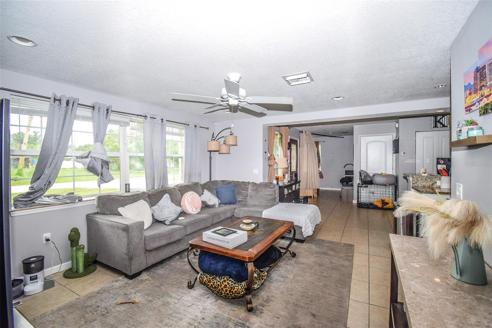 SOUTH VENICE - Residential Lease