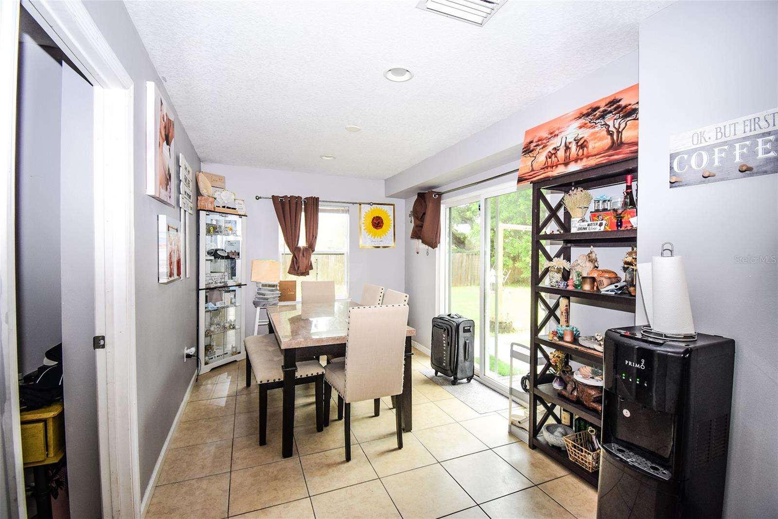SOUTH VENICE - Residential Lease