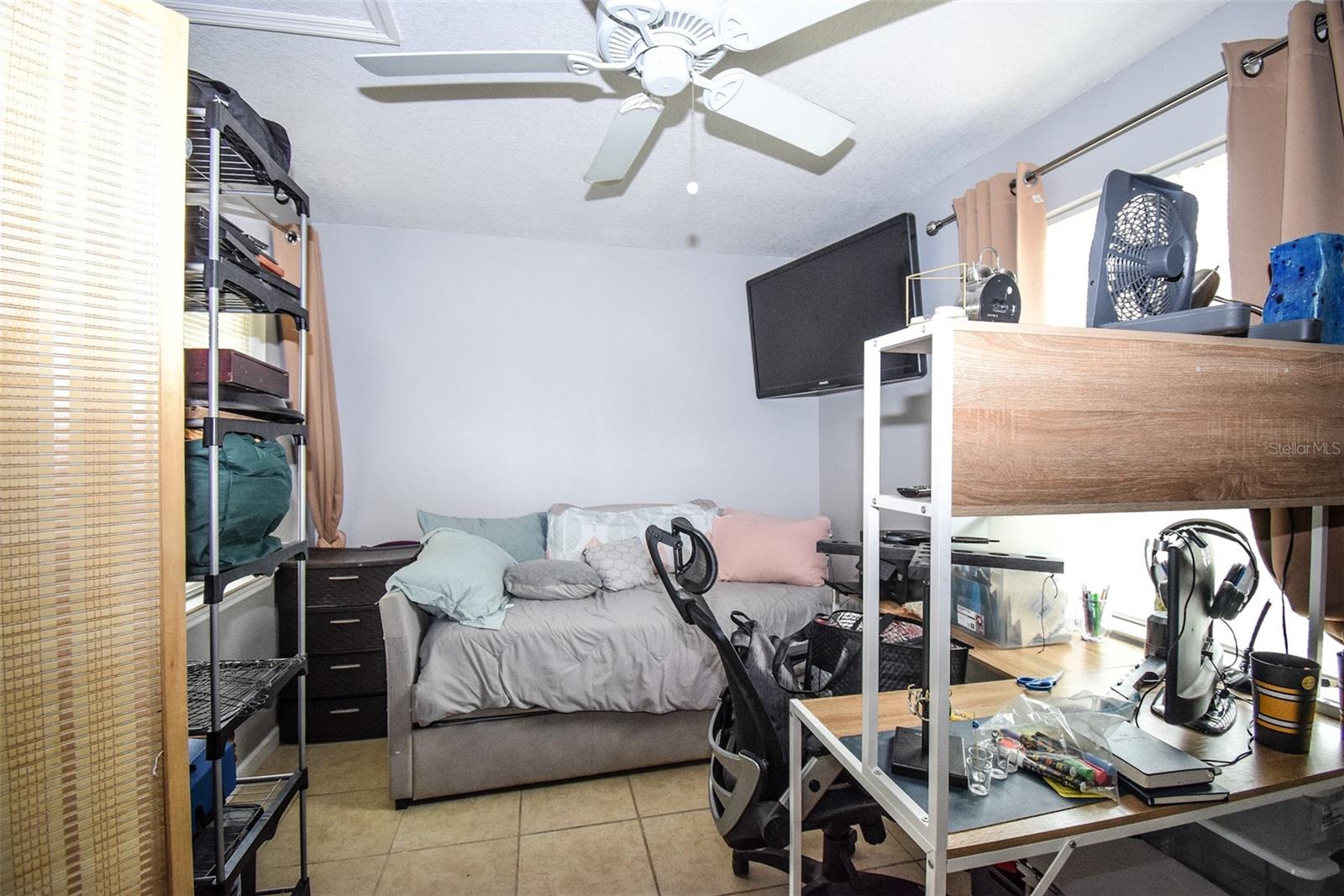 SOUTH VENICE - Residential Lease