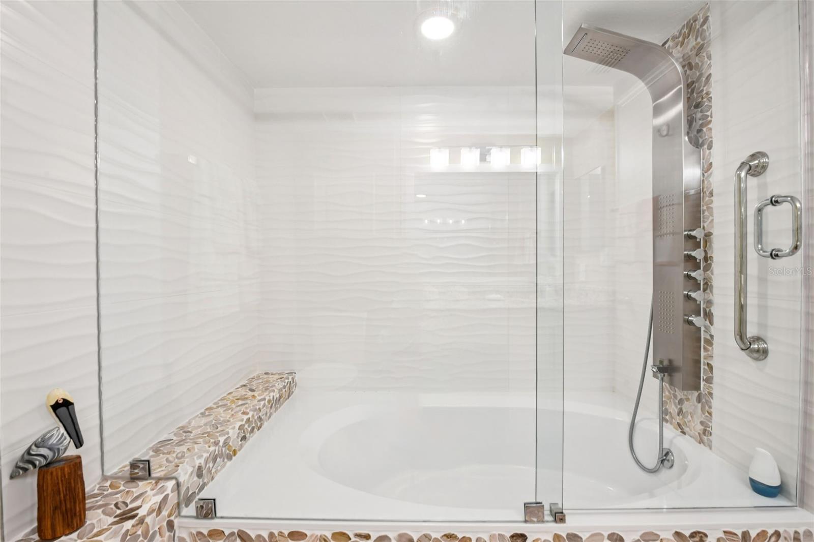 ASHLEY CONDO - Residential