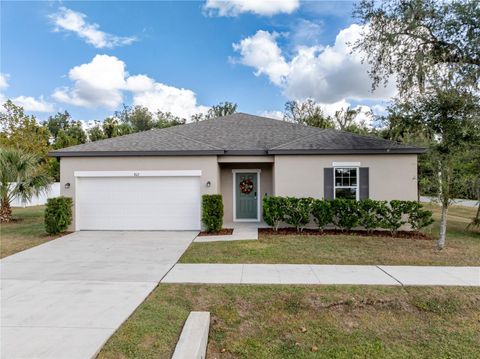 Photo of 807 Garden Oaks Square, Seffner, FL 33584 (MLS # TB8492826)