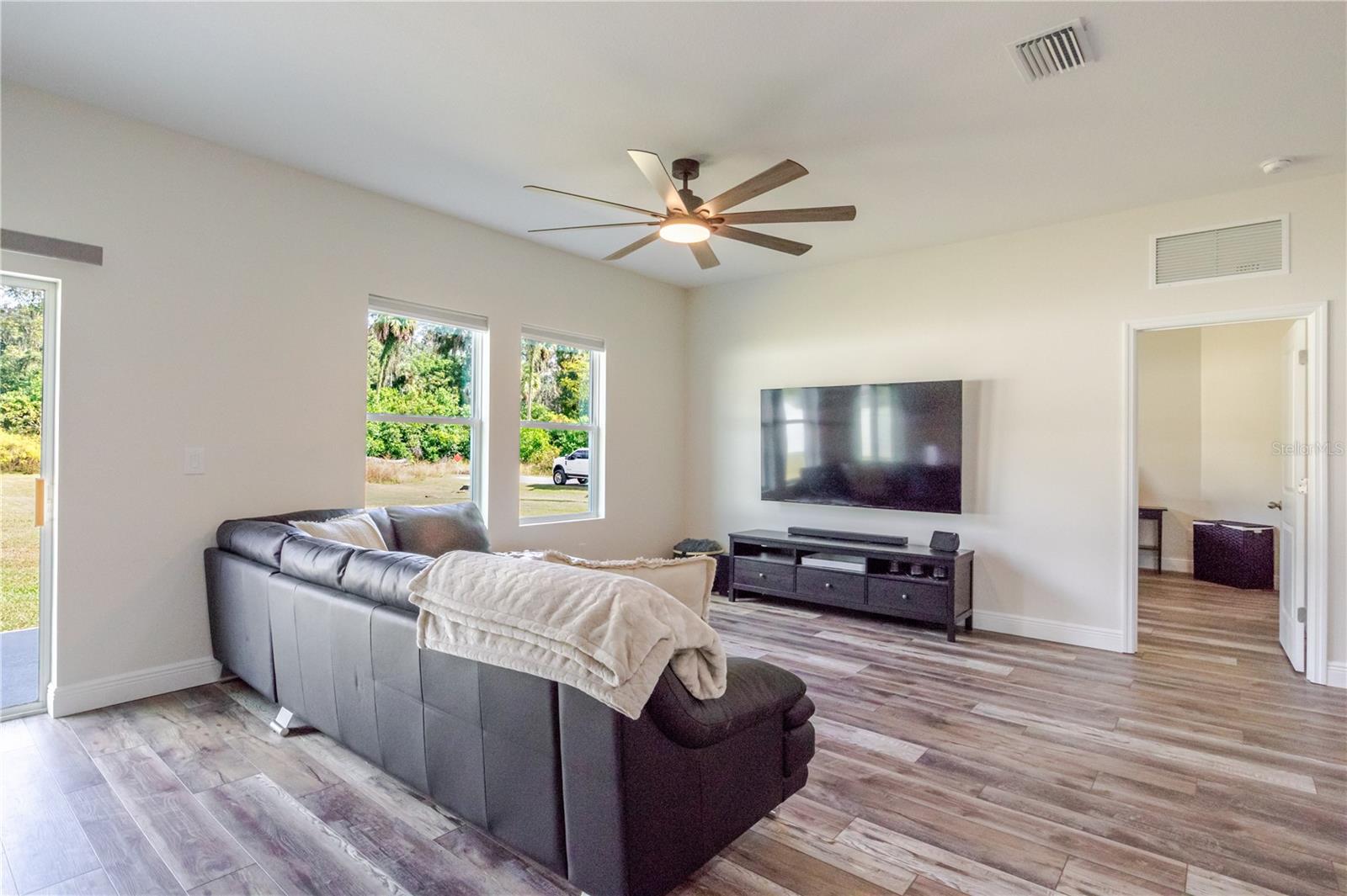 IMPERIAL OAKS PH 1 - Residential