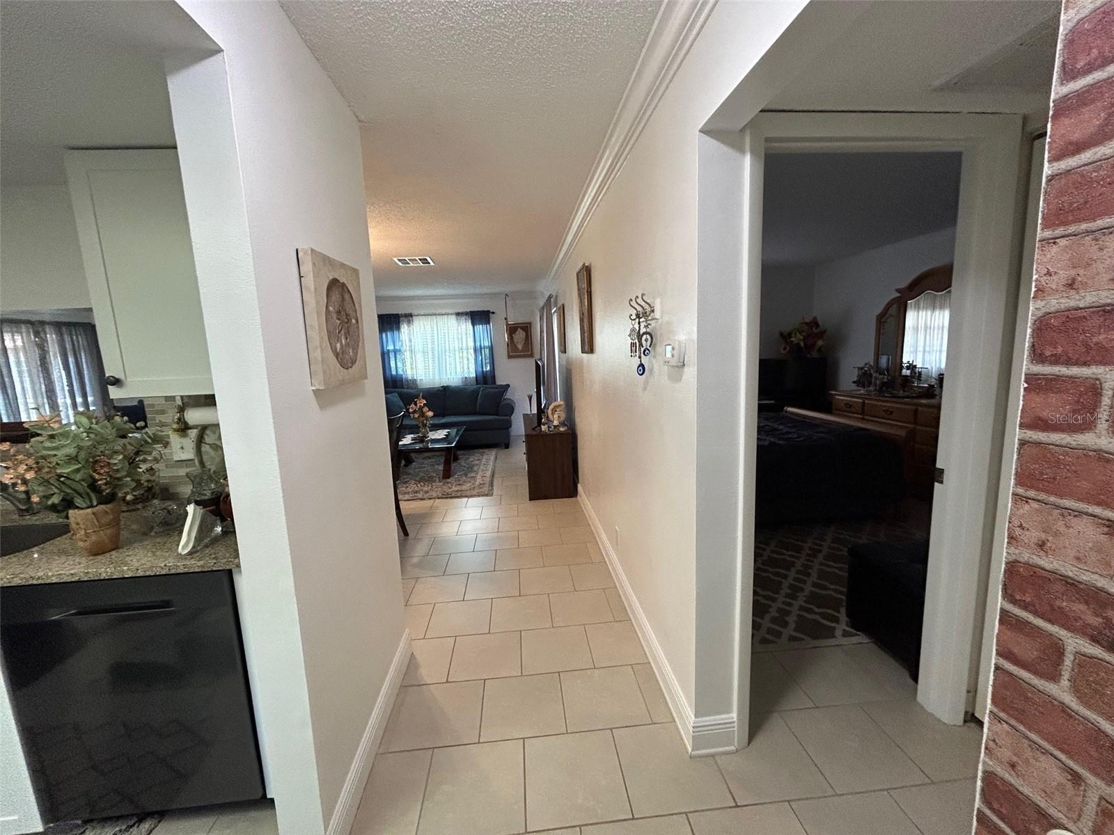 601 N HERCULES AVENUE 403