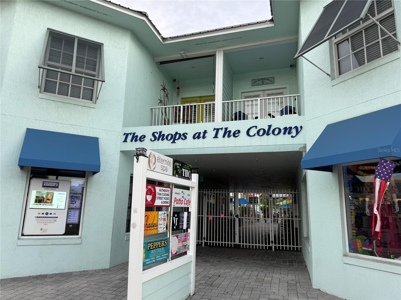 Prime Commercial Property on Flagler Ave – Rare Double Unit!
Colony Courtyard – Corner Unit • Fully Renovated • 1,000 Sq Ft
Own a piece of Flagler Avenue!
Located in the iconic Colony Courtyard, this high-visibility corner unit is TWO units ( 13 & 14) combined into a sleek, fully remodeled space with 8' ceilings, recessed lighting, and modern coastal vibes. Keep as one unit or split into two units for flexibility with use and rentals.
1,000 Sq Ft Open Floor Plan..Could be split back into 2 Units!
2 Entrances = Flexibility for Retail, Office, or Dual Use
Fully Renovated
Private Restroom
Turnkey & Loaded with Upgrades
Whether you're opening a boutique, building a creative studio, Office, or looking for a Flagler Avenue Address, this rare double-unit delivers style and space.