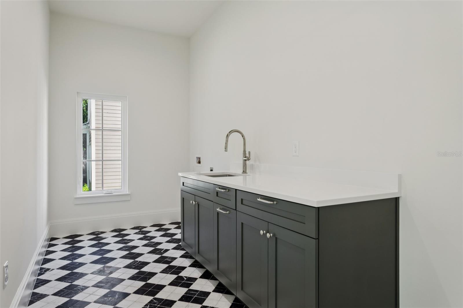 SUNSET PARK - Residential