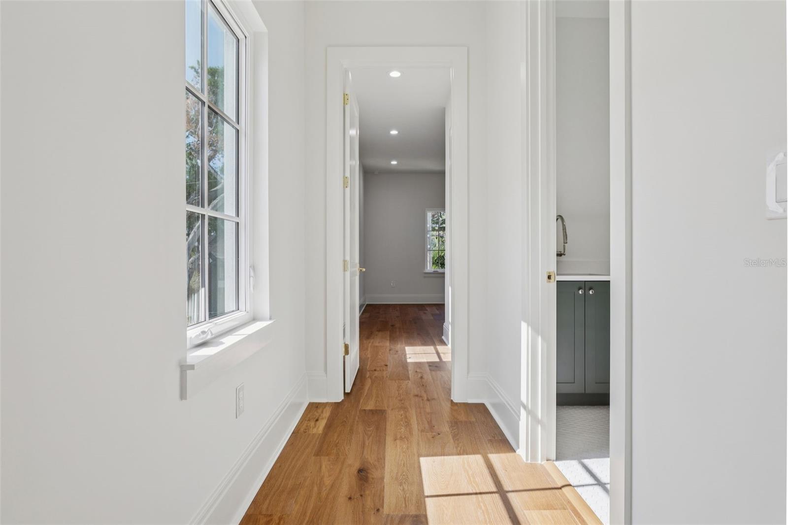 SUNSET PARK - Residential