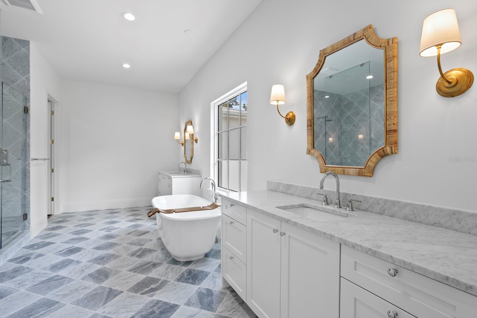 SUNSET PARK - Residential