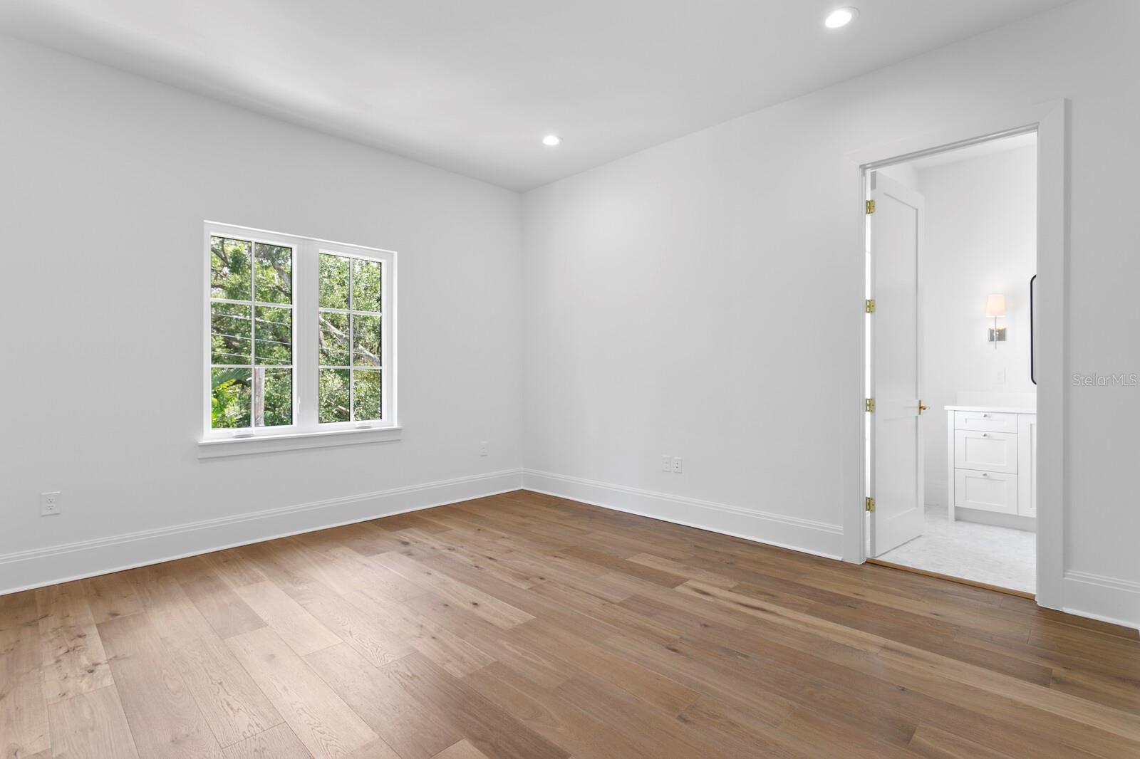 SUNSET PARK - Residential