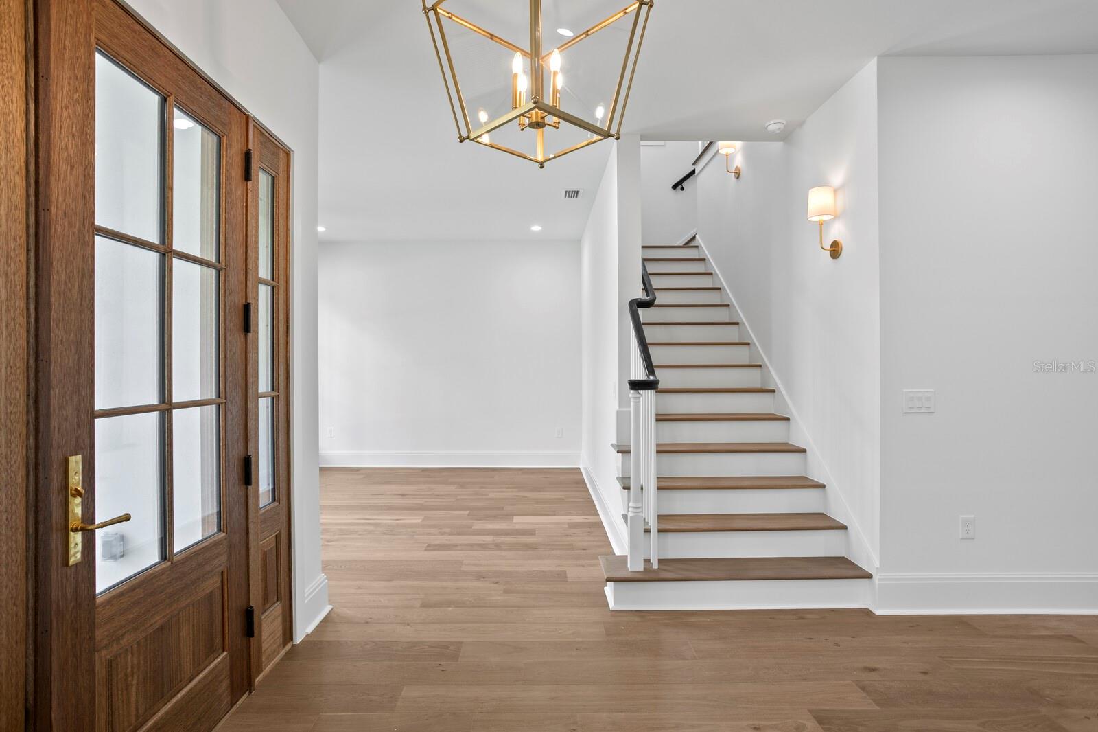 SUNSET PARK - Residential