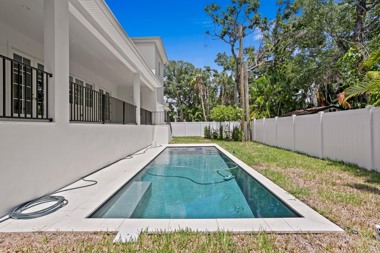 SUNSET PARK - Residential