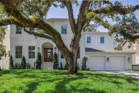 Photo of 4614 W Tennyson Avenue, Tampa, FL 33629 (MLS # TB8347354)