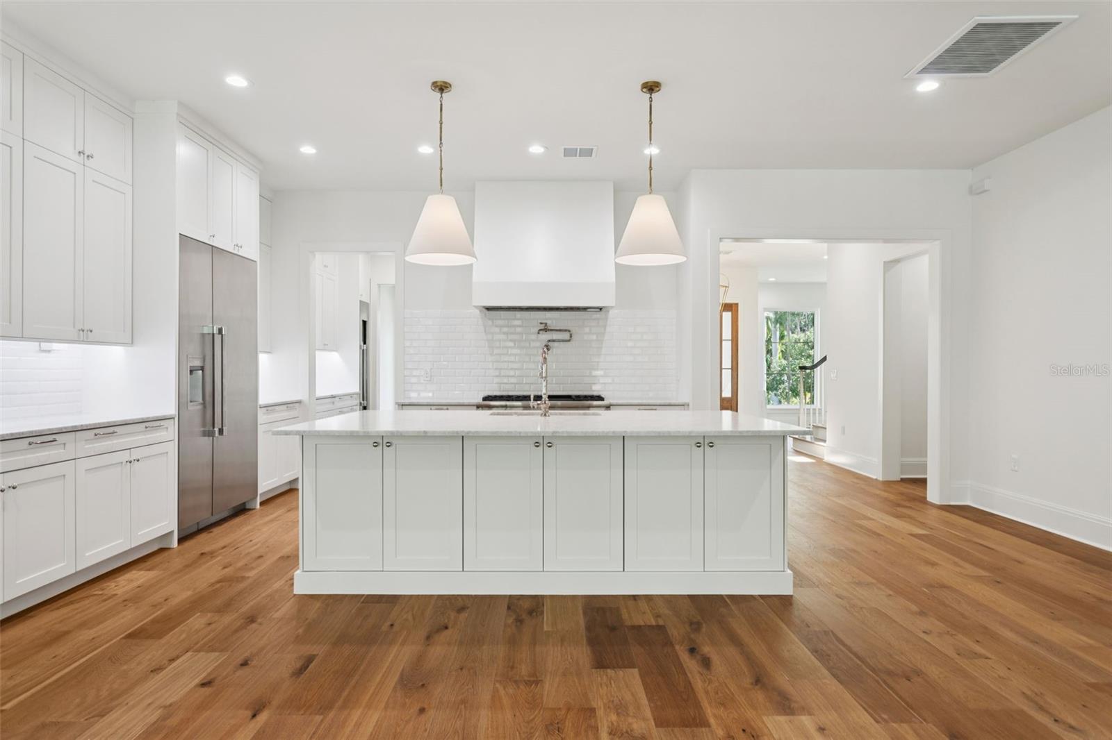 SUNSET PARK - Residential