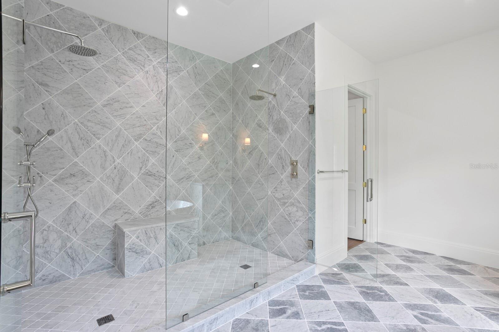 SUNSET PARK - Residential