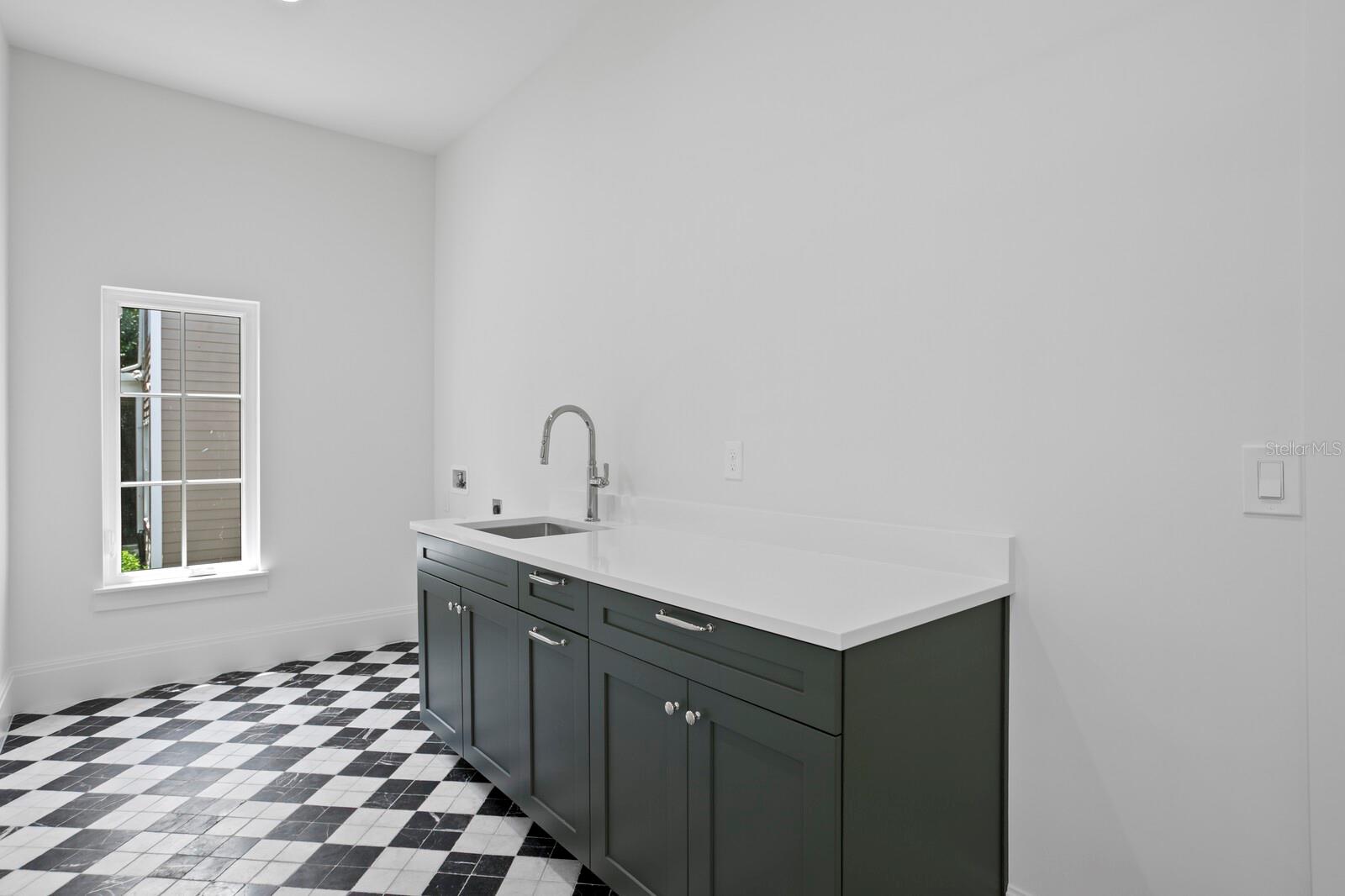 SUNSET PARK - Residential