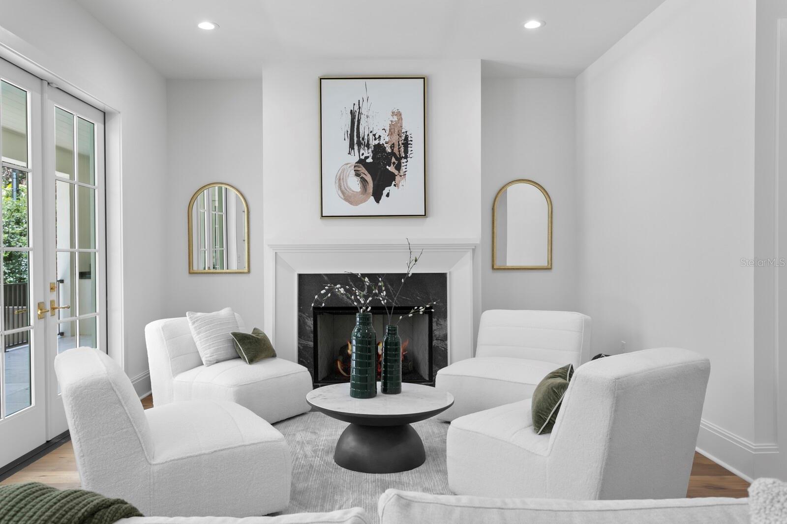 SUNSET PARK - Residential