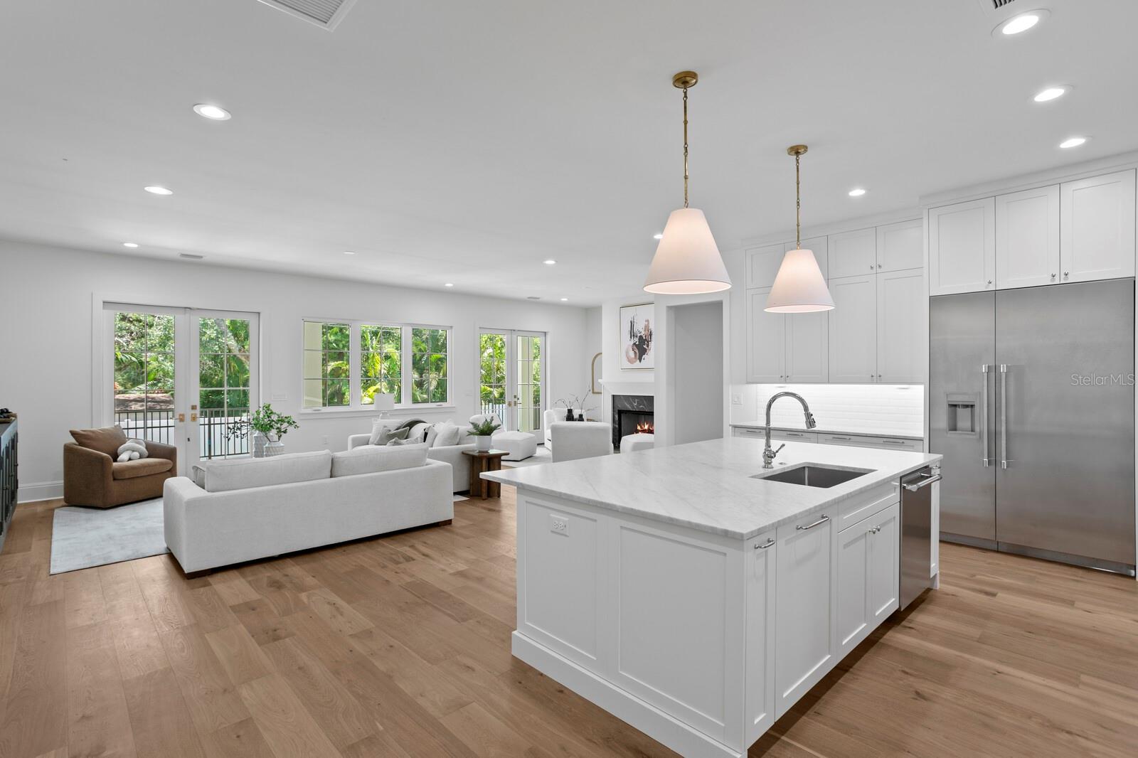 SUNSET PARK - Residential