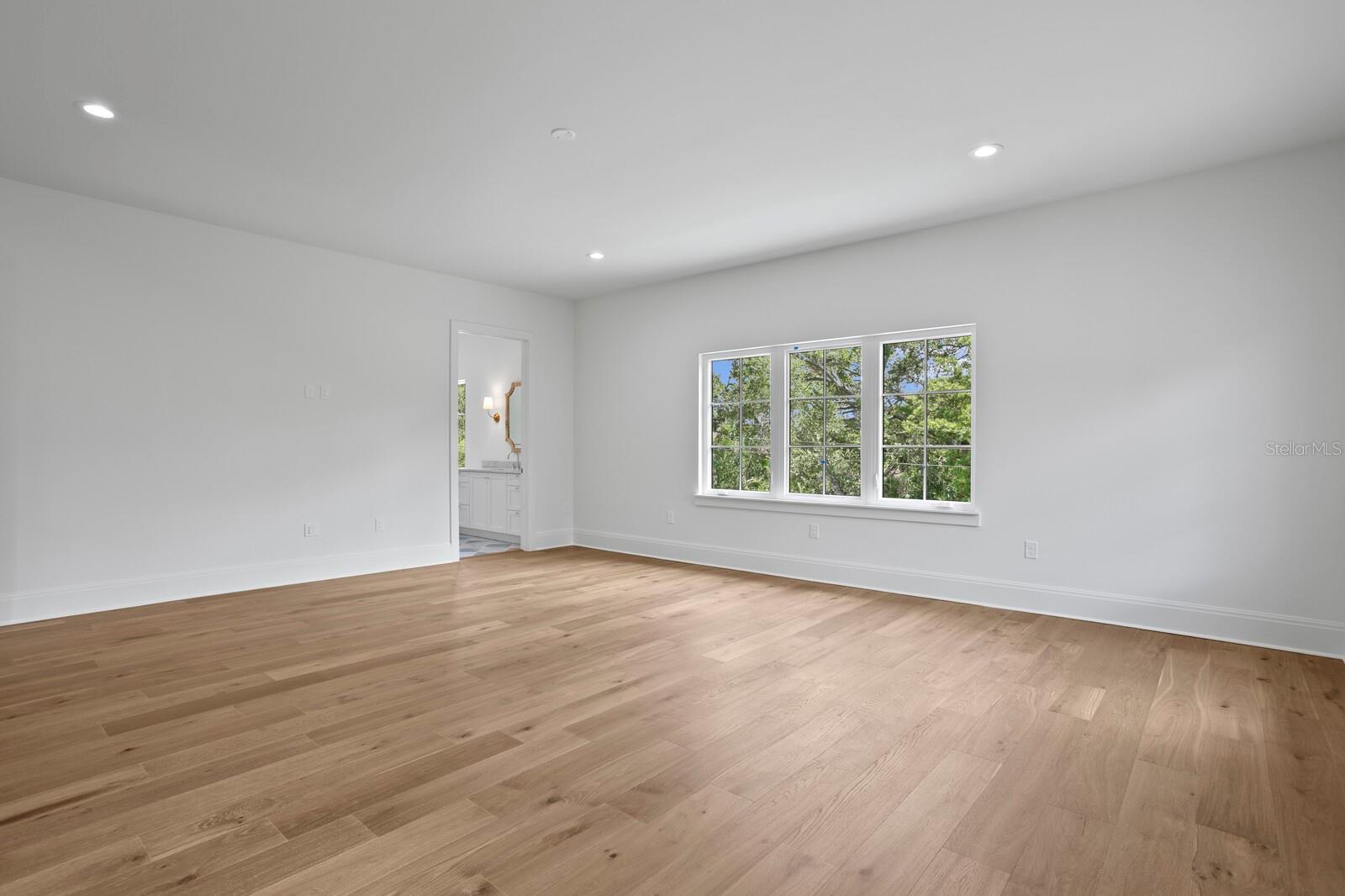 SUNSET PARK - Residential