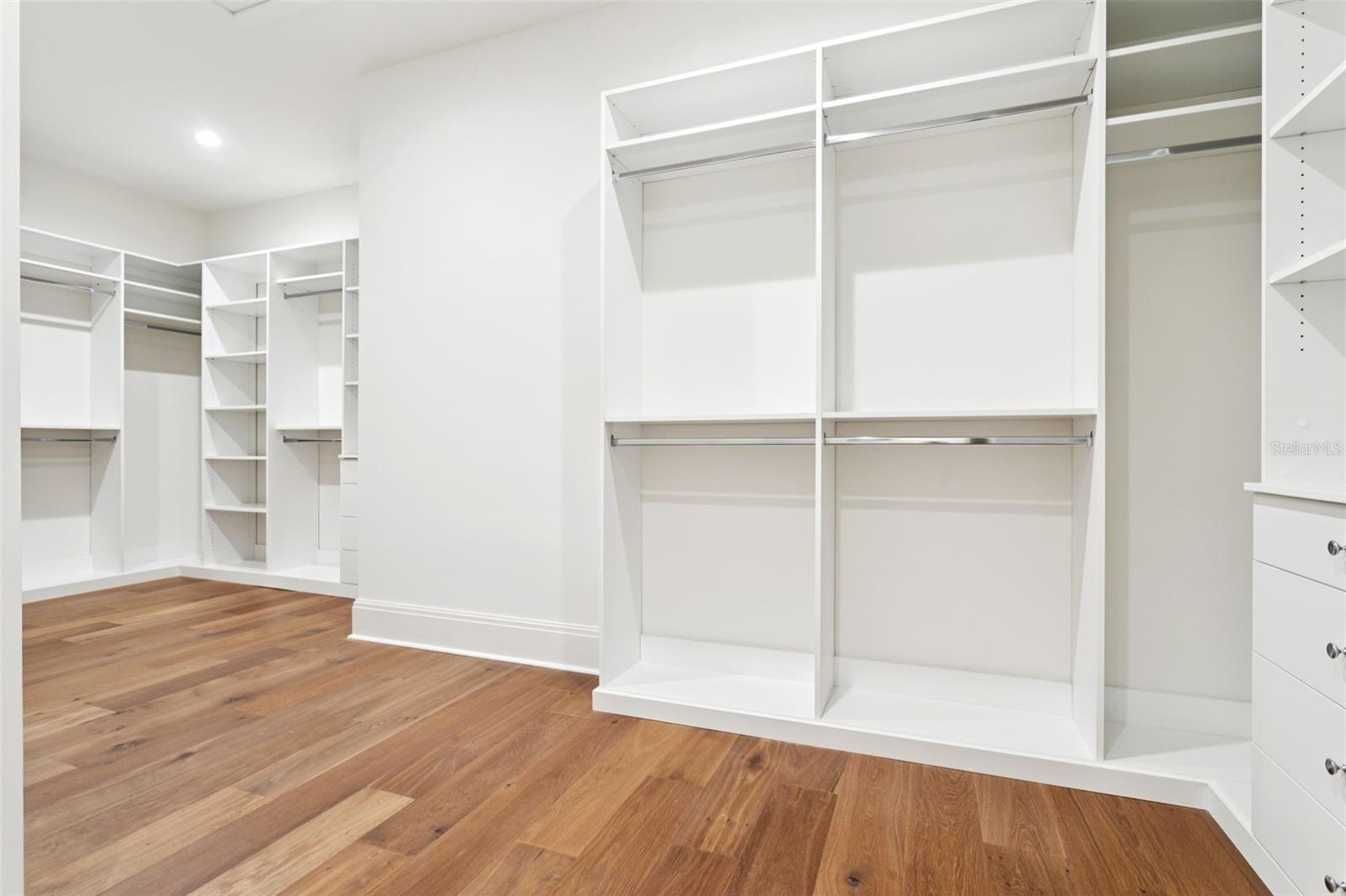 SUNSET PARK - Residential