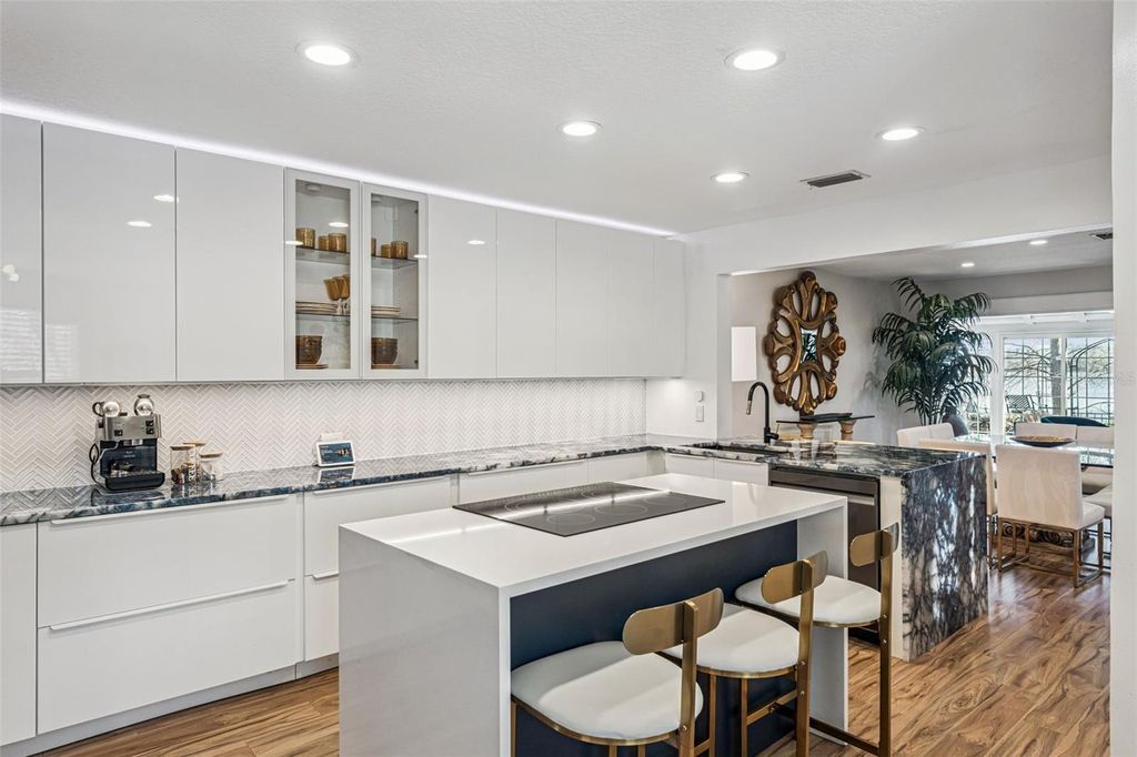 Photo of 7433 Somerset Shores Court, Orlando, FL 32819 (MLS # O6380097)