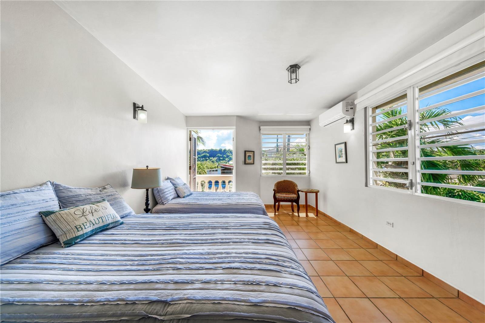 ISABELA - Residential