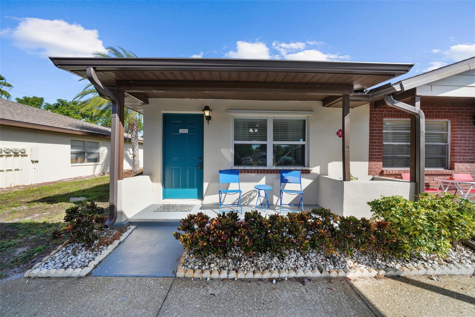 HILL CREST VILLAS - Residential