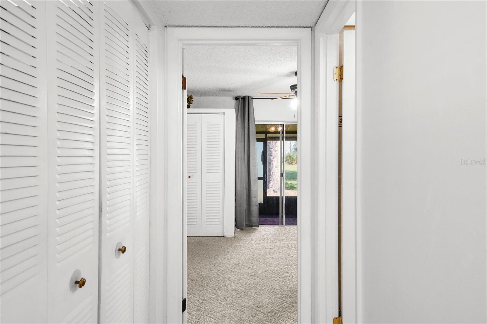 HILL CREST VILLAS - Residential