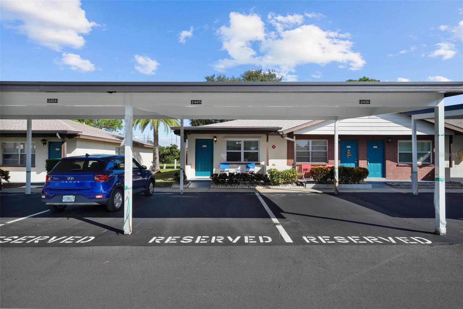 HILL CREST VILLAS - Residential