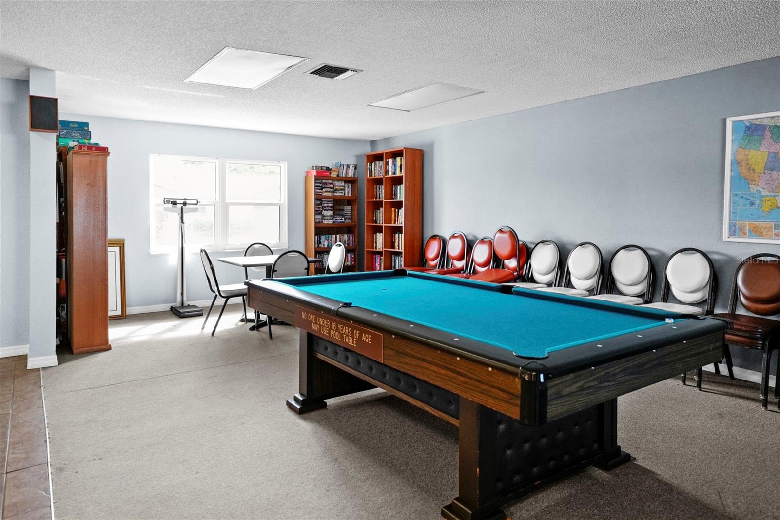 HILL CREST VILLAS - Residential