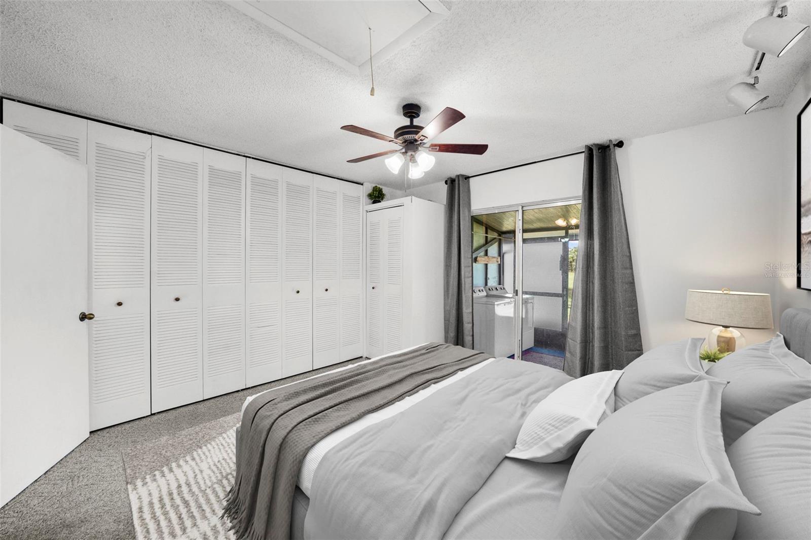 HILL CREST VILLAS - Residential