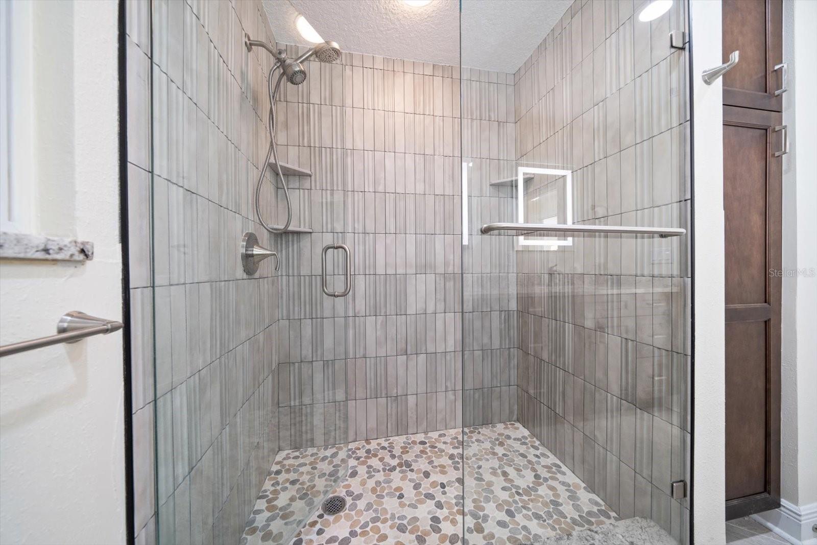 MCLAUGHLIN SUB - Residential