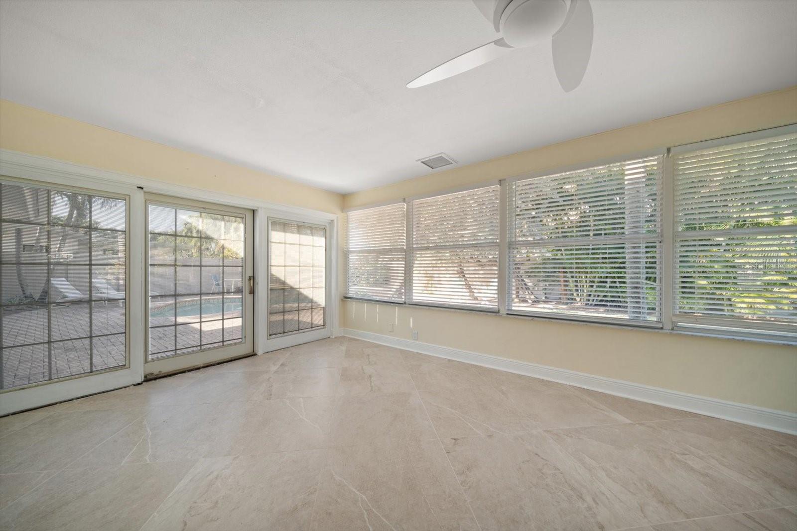 MCLAUGHLIN SUB - Residential