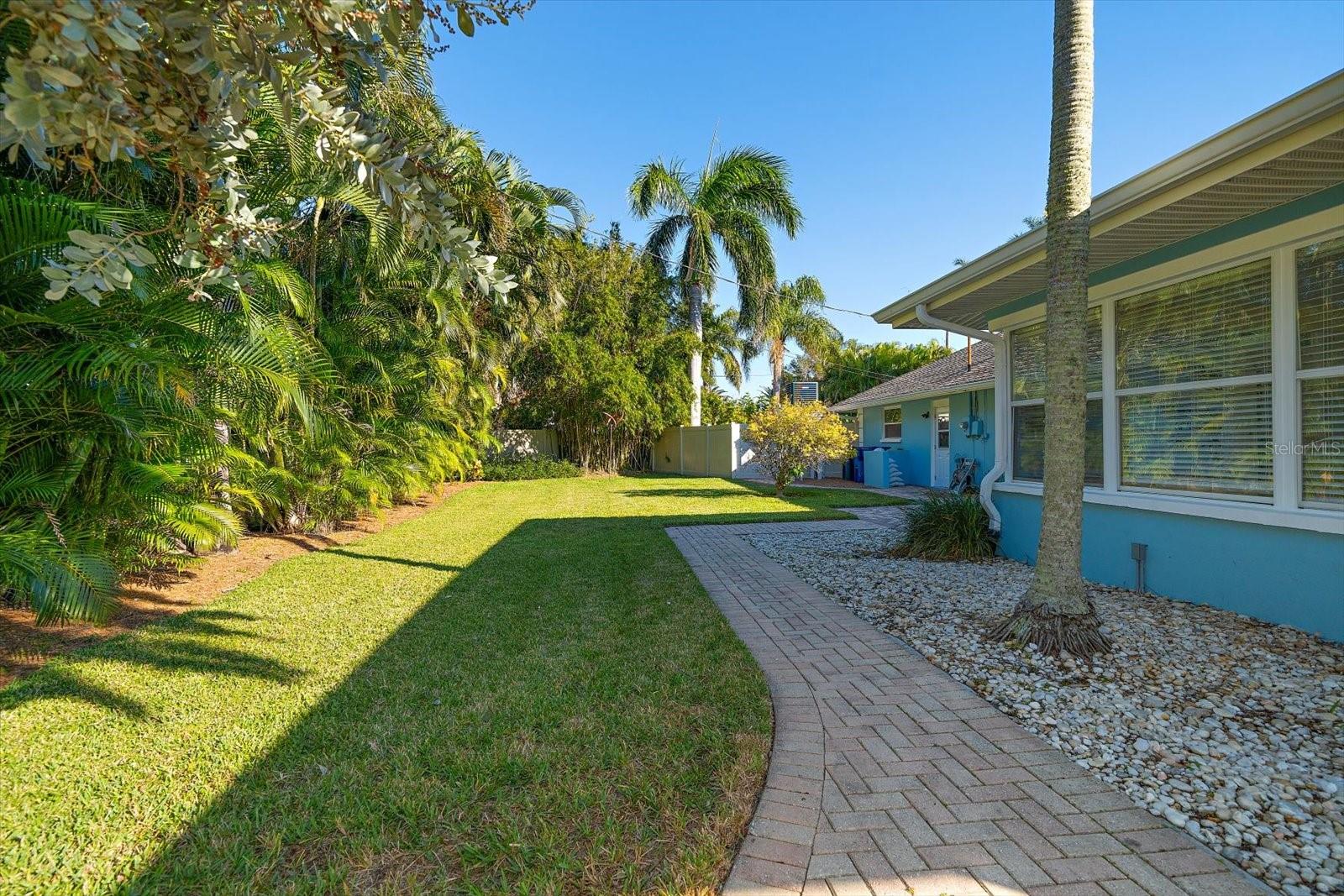 MCLAUGHLIN SUB - Residential