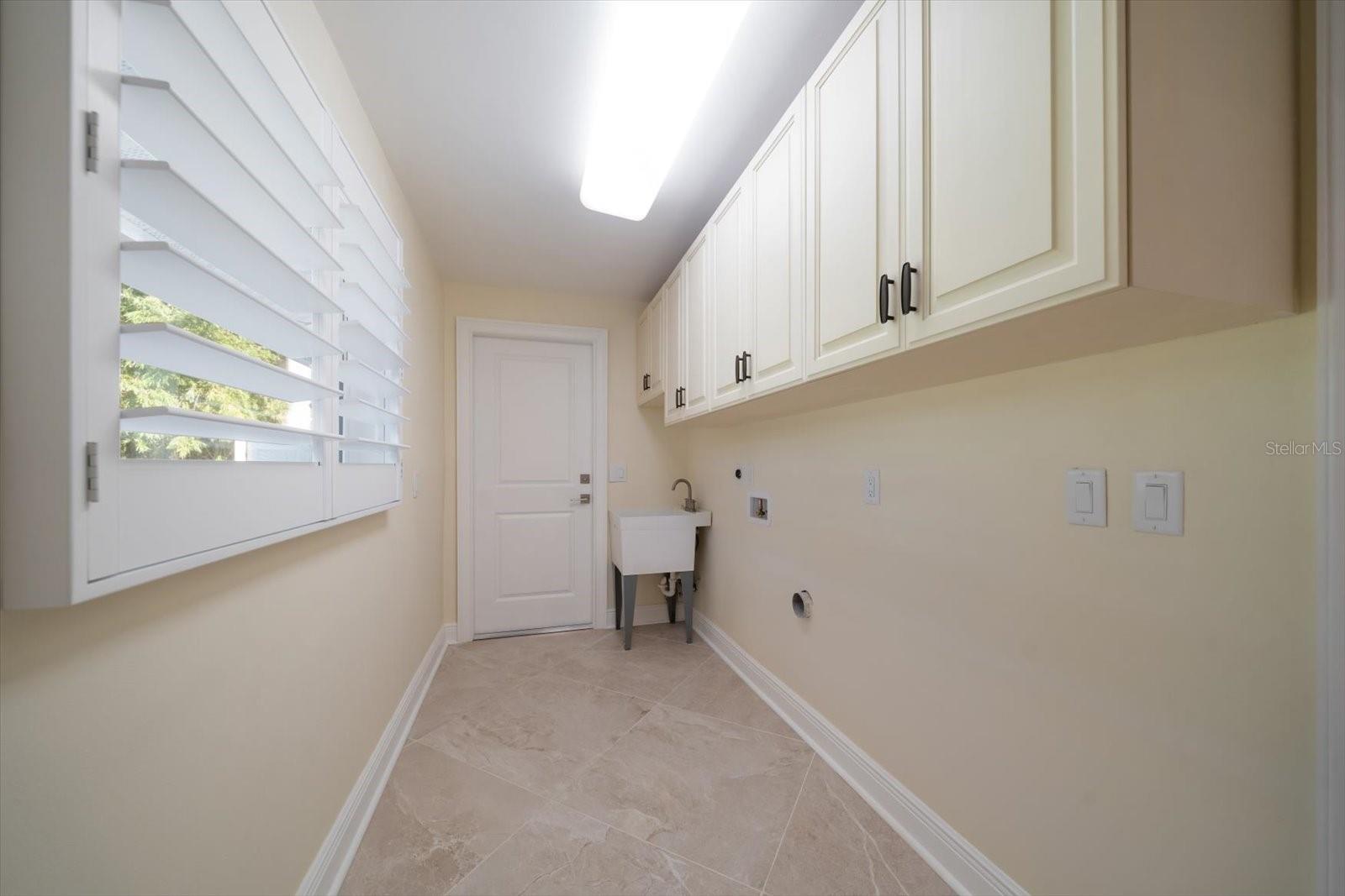 MCLAUGHLIN SUB - Residential