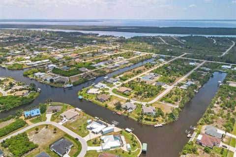 A home in PORT CHARLOTTE