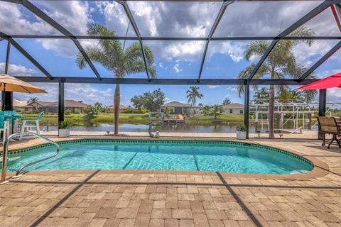 A home in PORT CHARLOTTE