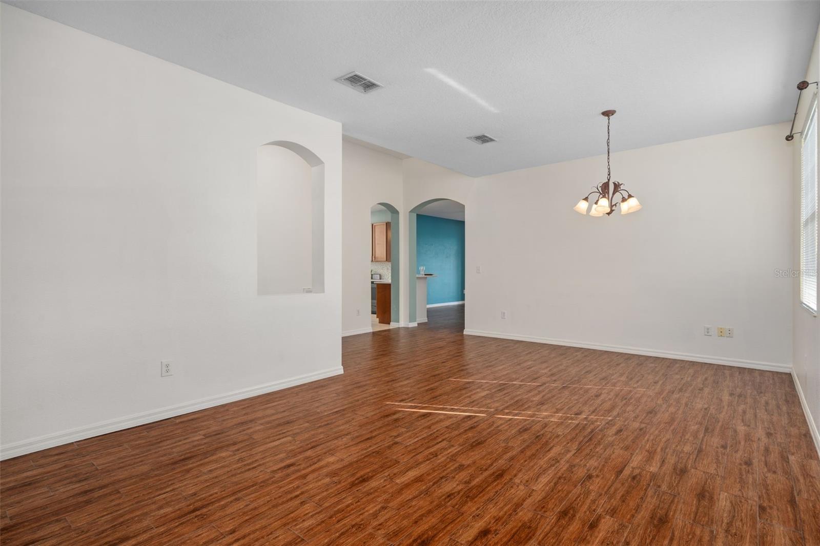 SPRING RIDGE - Residential