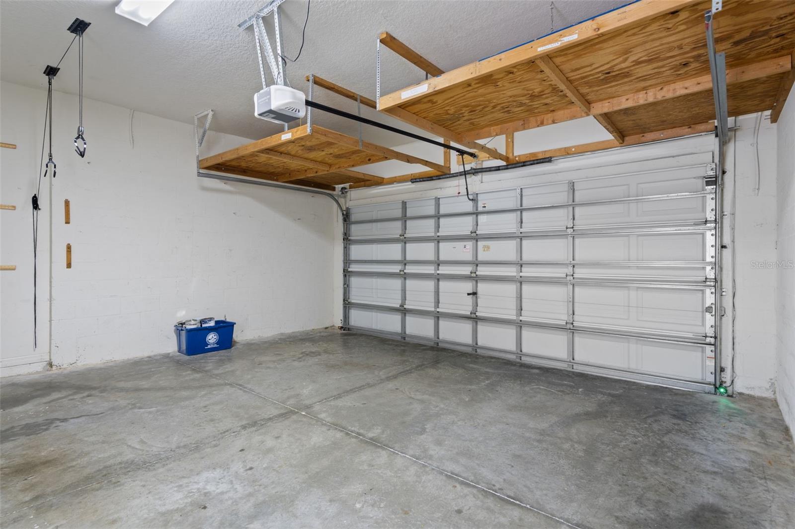 SPRING RIDGE - Residential