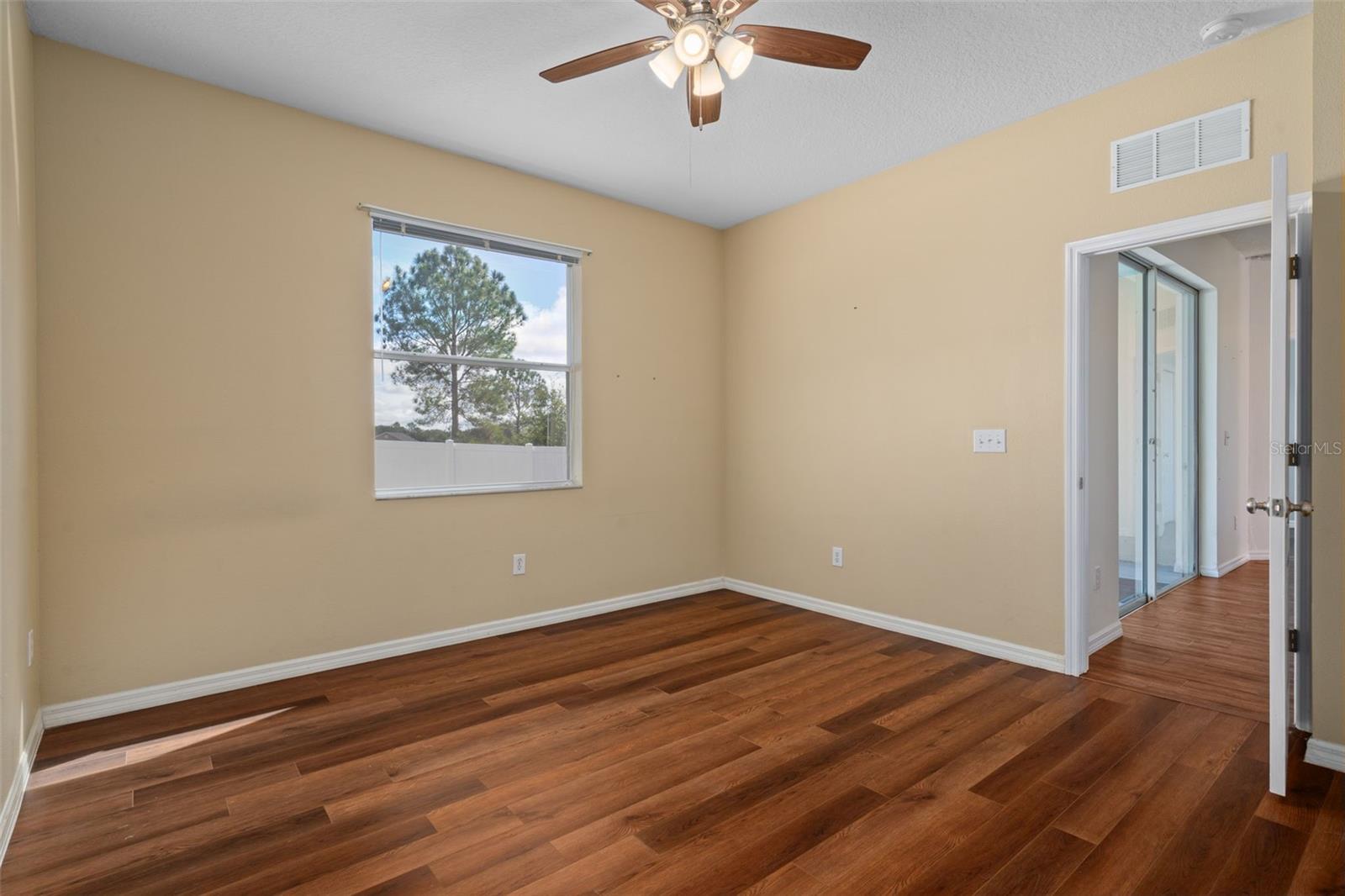 SPRING RIDGE - Residential