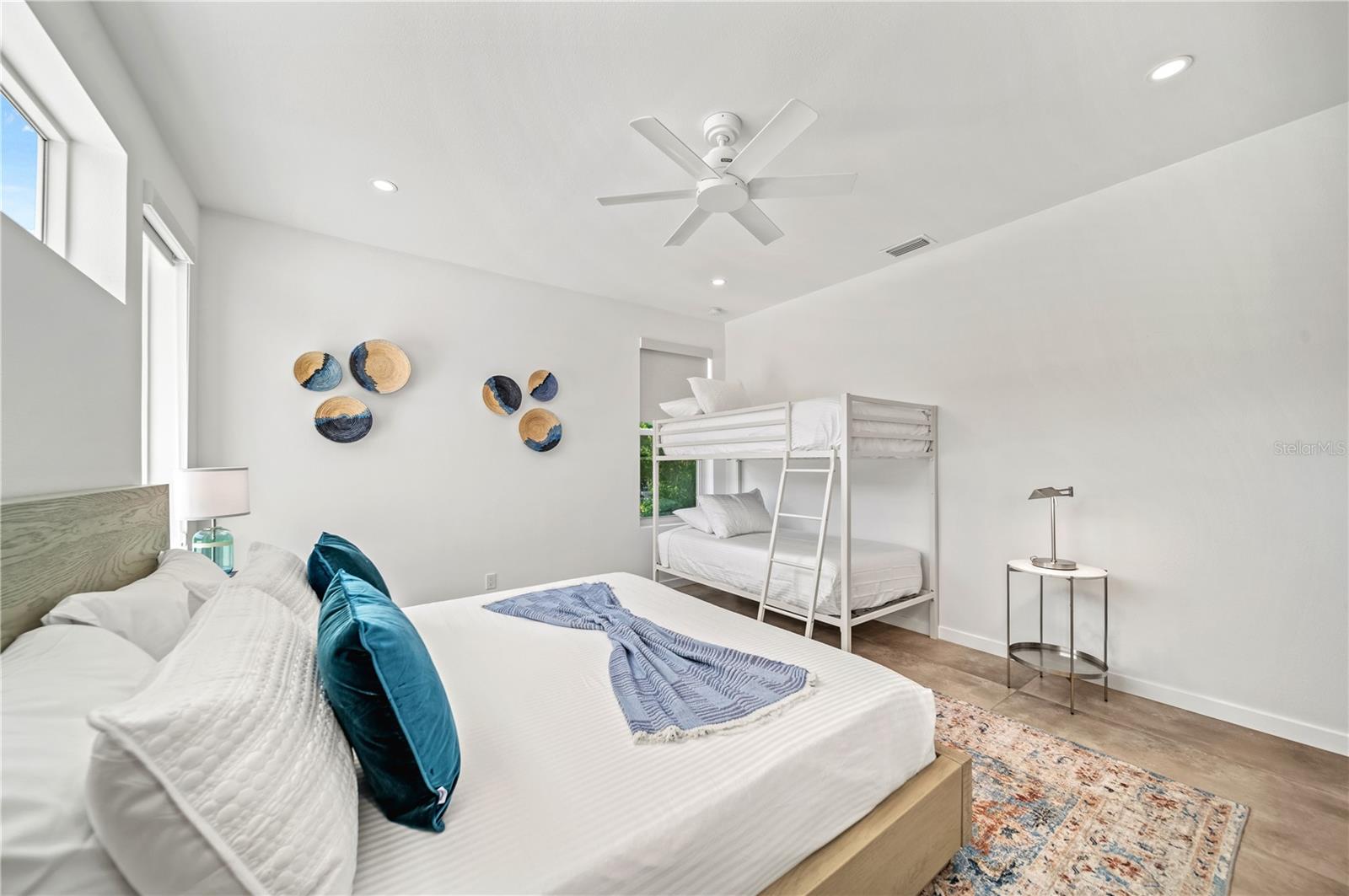 BATTLE & TURNER - Residential Lease