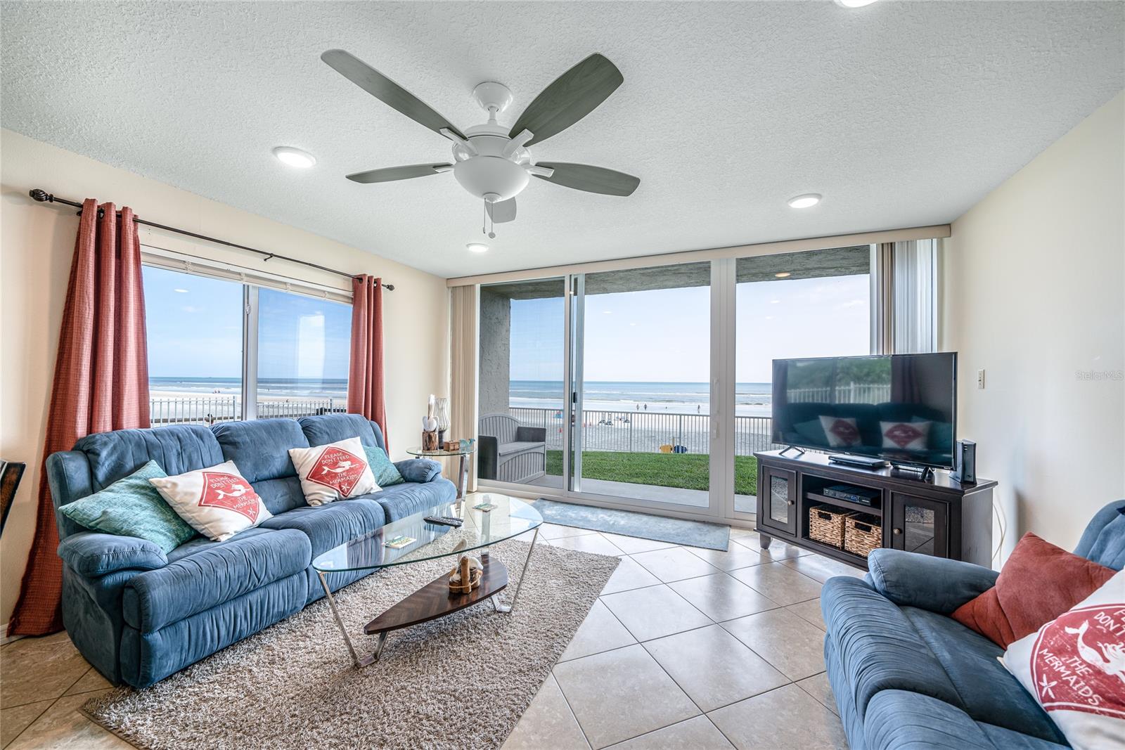 Pelican - Residential